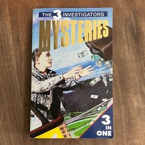 The 3 Investigators Mysteries Book